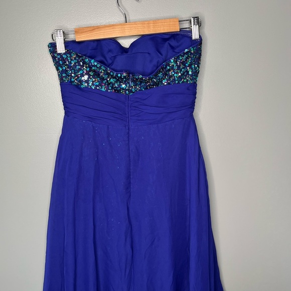 Hailey Logan by Adrianna Papell Juniors Hilo with Multi Sequin Dress - Picture 8 of 12